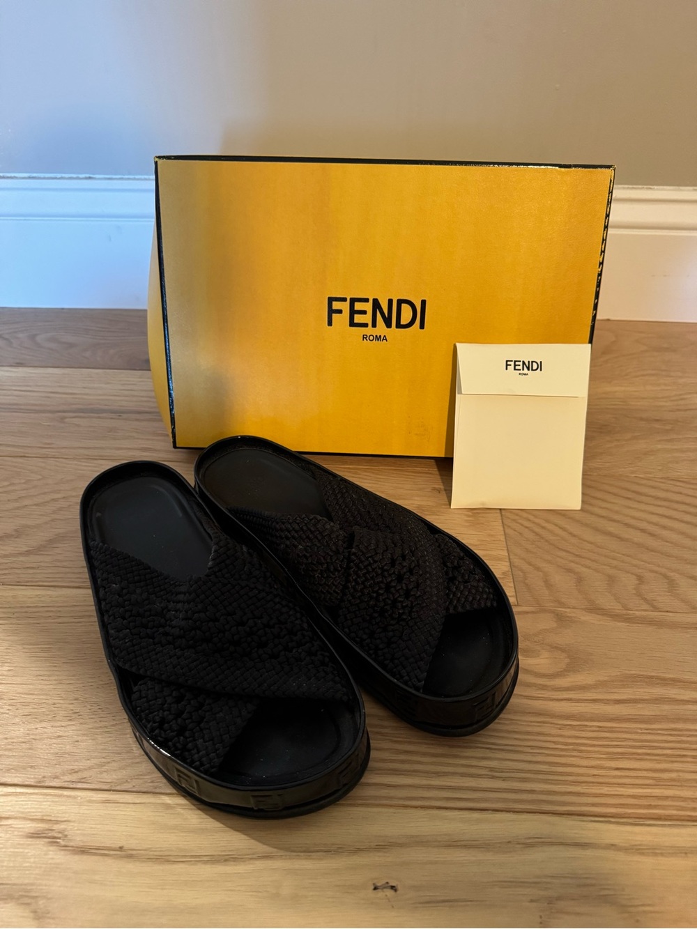 Authentic Fendi FF Woven Reflections Crisscross Slide Sandals 39 Black
